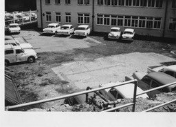27GIPARKING1965